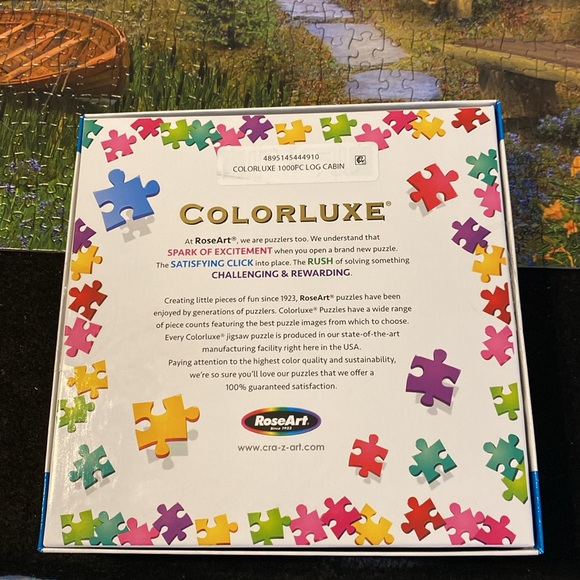 Log cabin 1,000 piece puzzle. - Picture 2 of 5